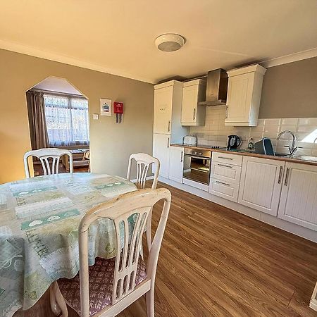 5 Berth Dog Friendly Lodge In Hunstanton By The Beach Ref 13015Rn Bagian luar foto